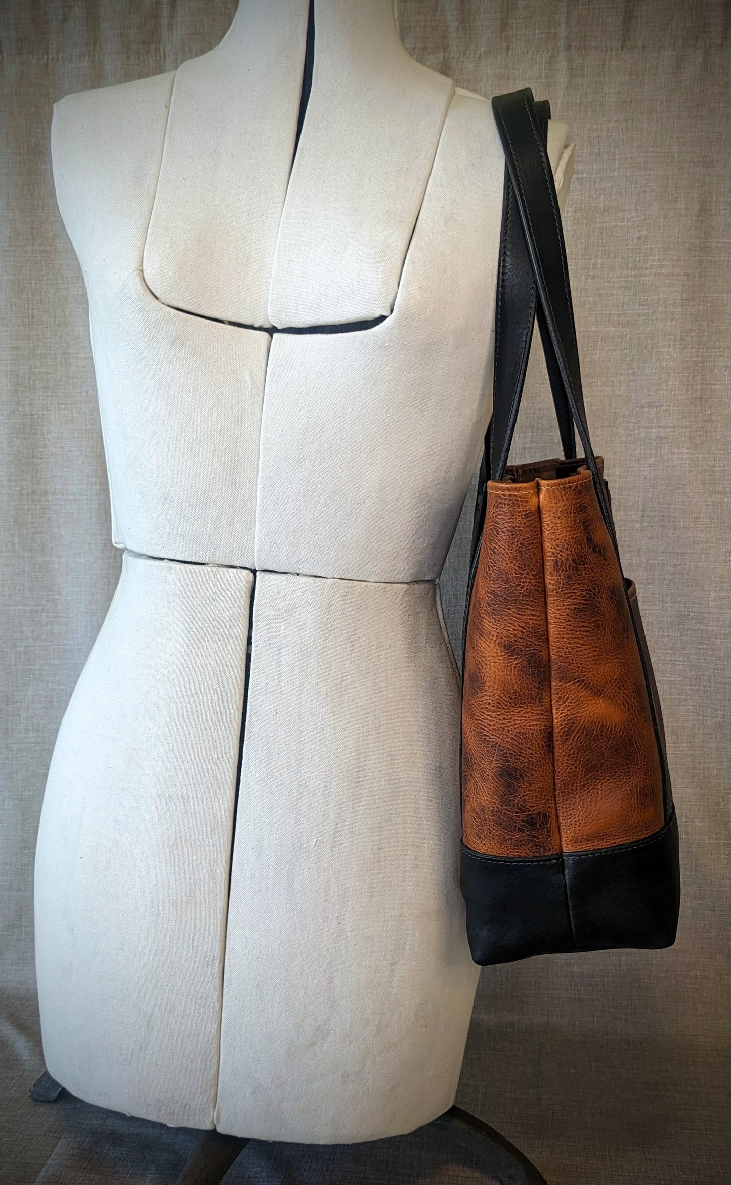*** MADE TO ORDER *** Dark Umber Tote